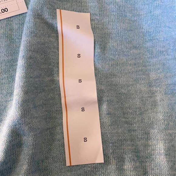 Sweater - Picture 3 of 4